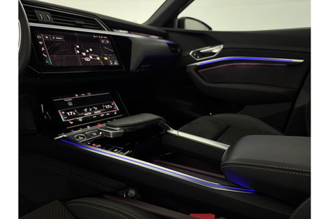 Audi e-tron 50 Quattro S Line 71 kWh 313PK Pano Sfeer Carplay LED 21''LMV Virtual Camera Clima Cruise Navi PDC Memory-seat