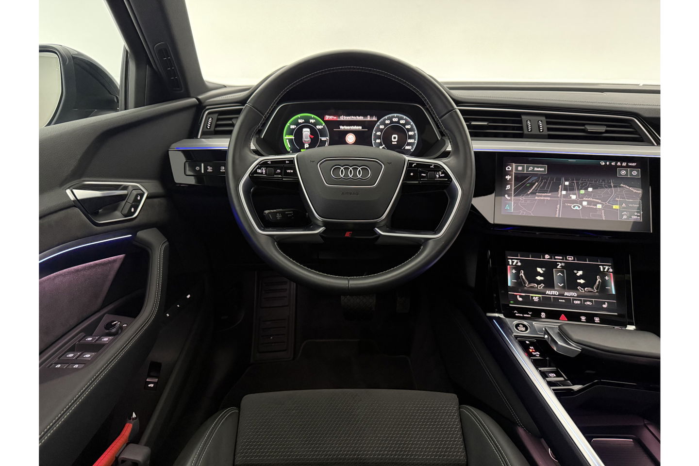 Audi e-tron 50 Quattro S Line 71 kWh 313PK Pano Sfeer Carplay LED 21''LMV Virtual Camera Clima Cruise Navi PDC Memory-seat