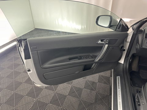 Volvo C70 Convertible 2.0D Summum Aut. *NAPPA-FULL-LEATHER | BI-XENON | NAVI-FULLMAP | MEMORY-PACK | ECC | PDC | CRUISE | TOWBAR | AIRSCARF | COMFORT-SEATS | 17''ALU*