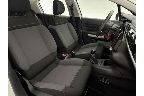 Citroën C3 1.2 PureTech Clima LED Cruise Trekhaak Carplay 16"LMV Navi PDC