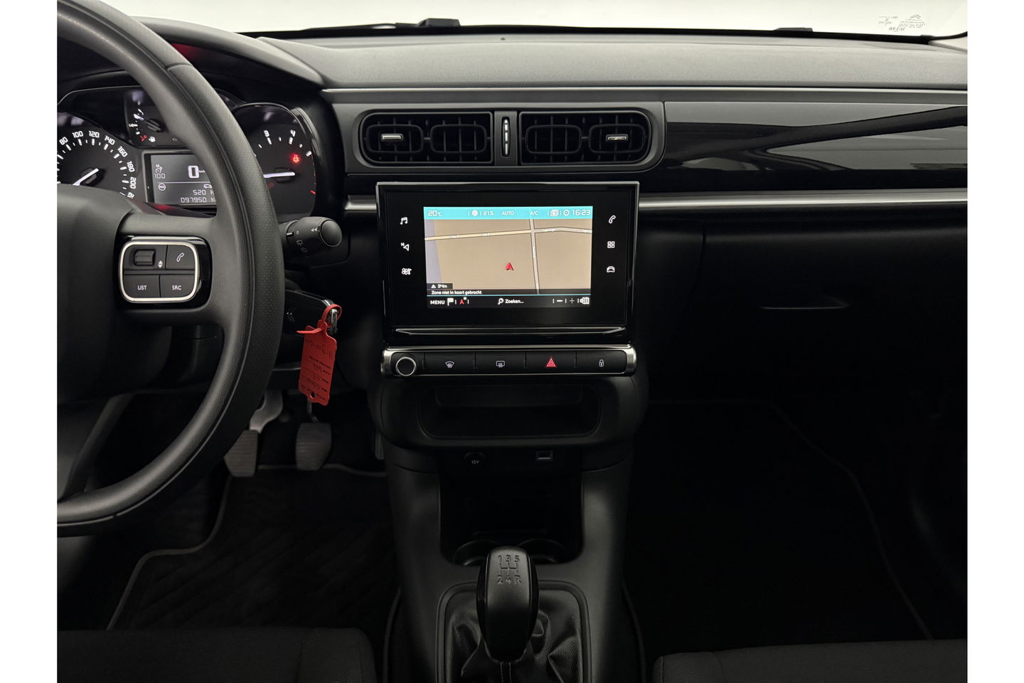 Citroën C3 1.2 PureTech Clima LED Cruise Trekhaak Carplay 16"LMV Navi PDC