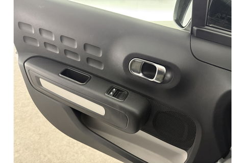Citroën C3 1.2 PureTech Clima LED Cruise Trekhaak Carplay 16"LMV Navi PDC