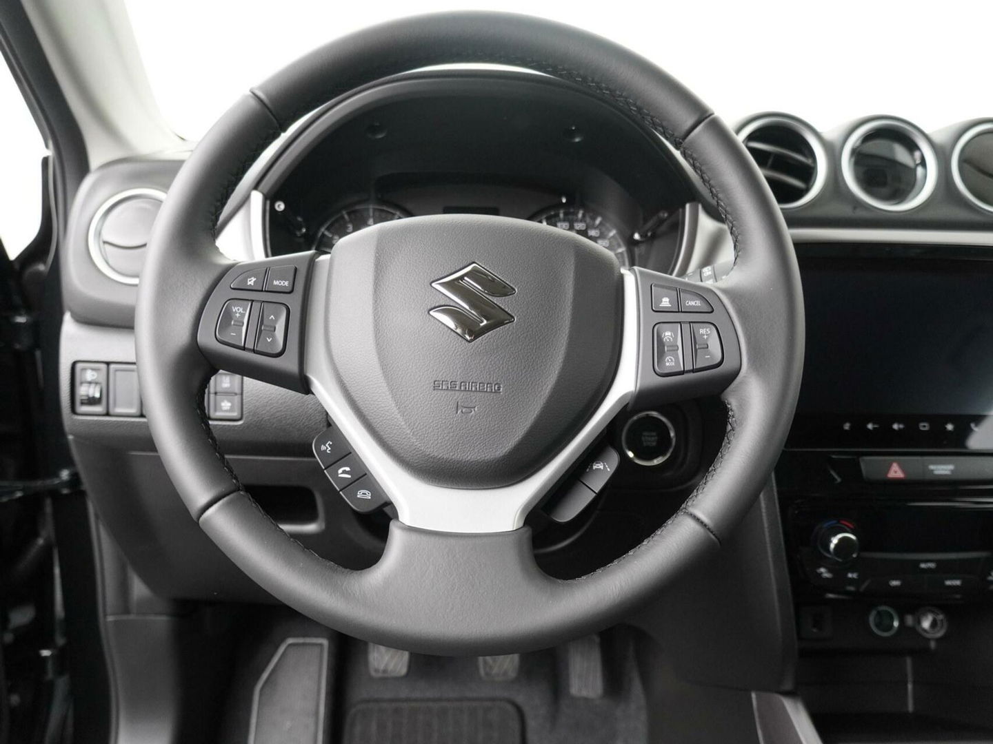 Suzuki Vitara 1.4 Boosterjet Black Rhino Smart Hybrid