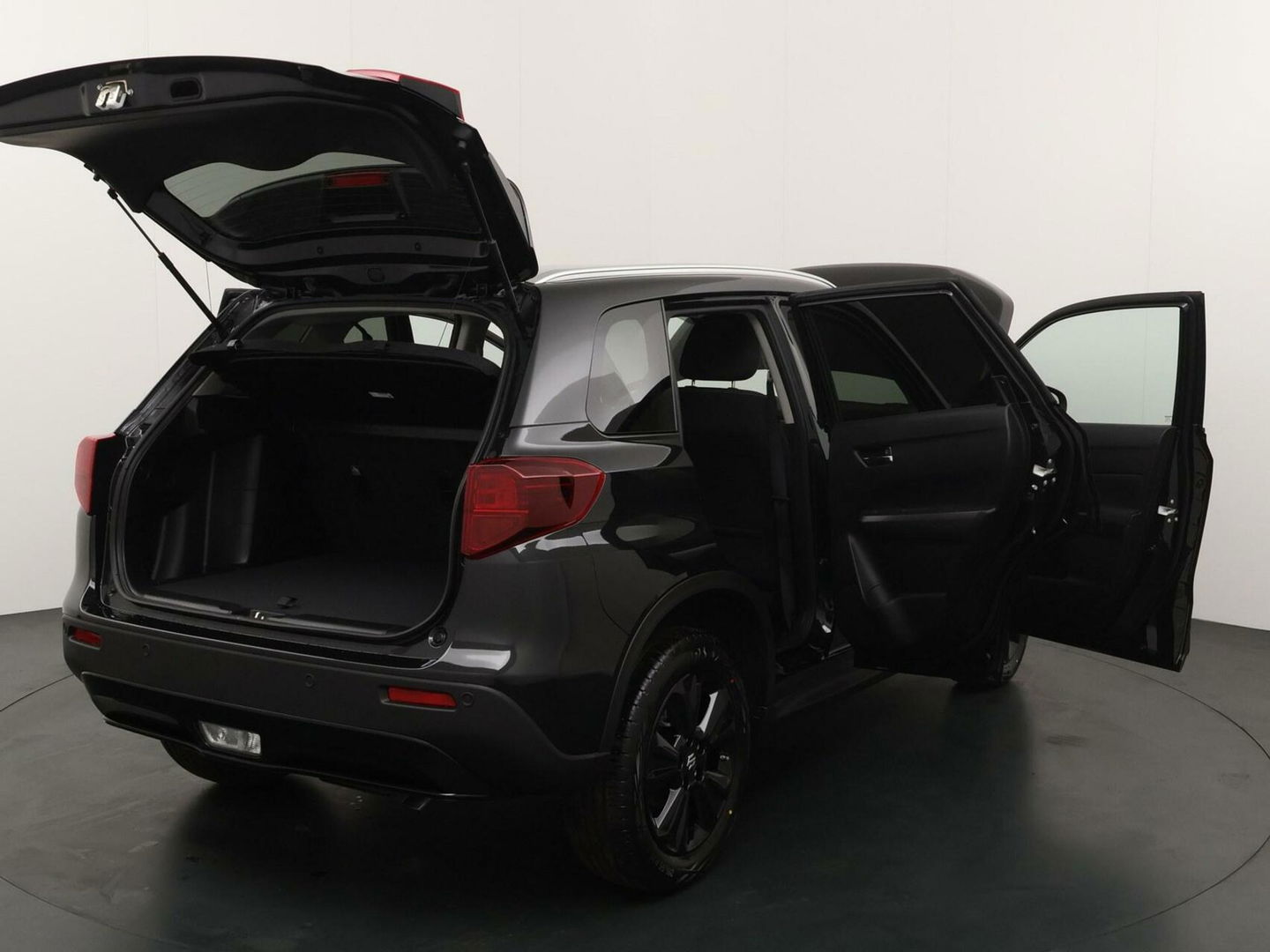 Suzuki Vitara 1.4 Boosterjet Black Rhino Smart Hybrid