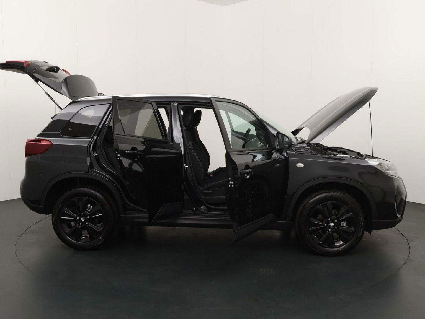 Suzuki Vitara 1.4 Boosterjet Black Rhino Smart Hybrid