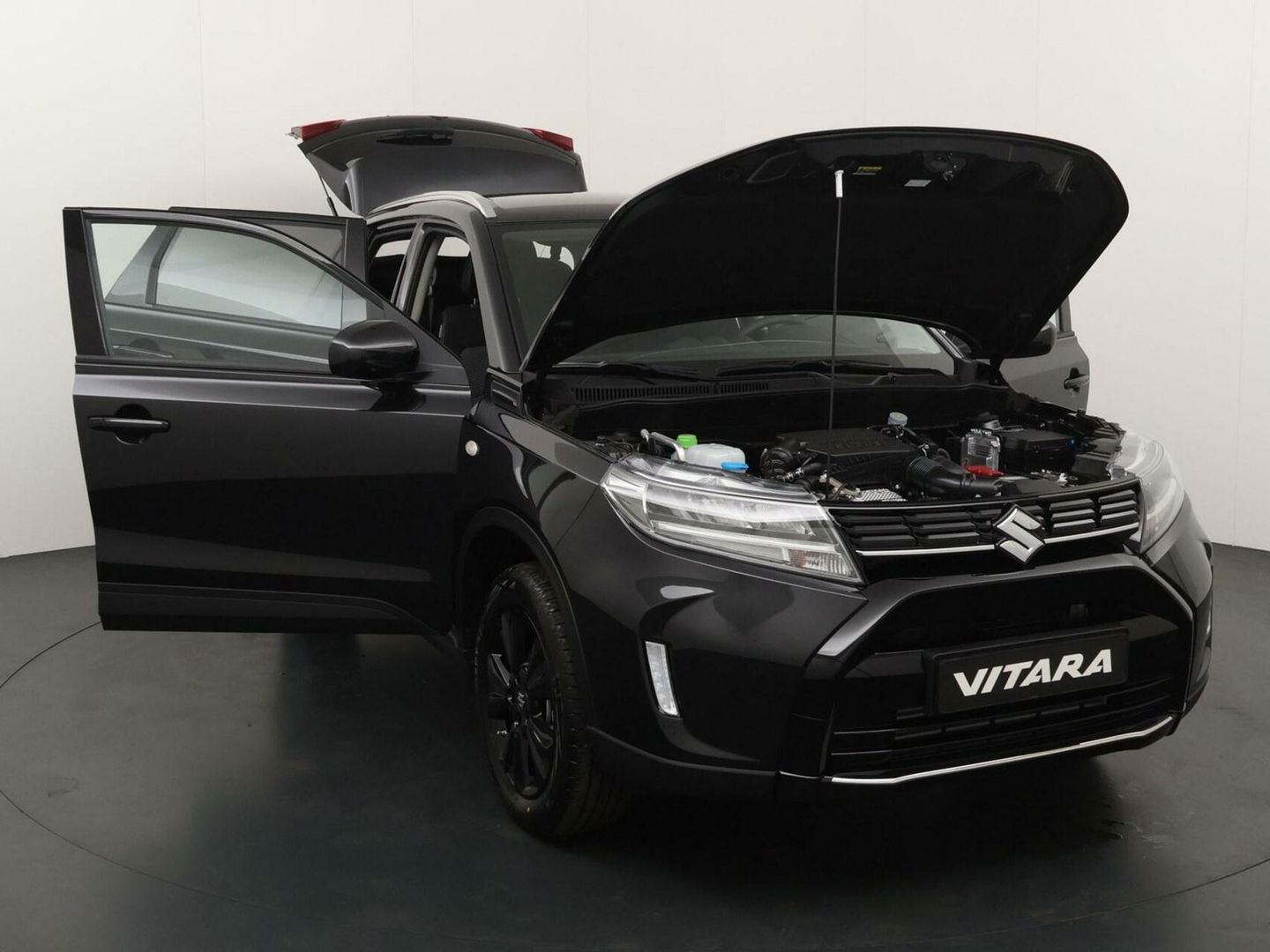 Suzuki Vitara 1.4 Boosterjet Black Rhino Smart Hybrid