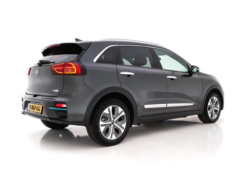 Kia e-Niro DynamicPlusLine 64 kWh [ 3-Fase ] (INCL-BTW) Aut. *FULL-LEATHER | NAVI-FULLMAP | DAB | ADAPT.CRUISE | BLINDSPOT | CAMERA | HEATED/COOLED-COMFORTSEATS | KEYLESS | JBL-SOUND | MEMORY-PACK | DIGI-COCKPIT | SHIFT-PADDLES | ...