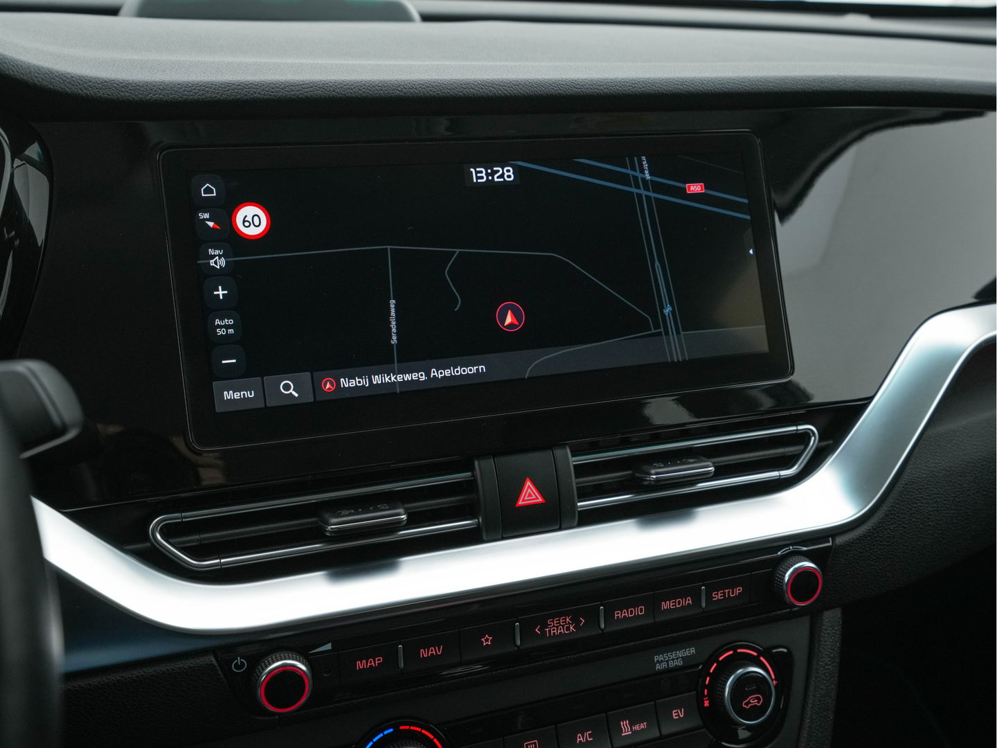 Kia e-Niro DynamicPlusLine 64 kWh [ 3-Fase ] (INCL-BTW) Aut. *FULL-LEATHER | NAVI-FULLMAP | DAB | ADAPT.CRUISE | BLINDSPOT | CAMERA | HEATED/COOLED-COMFORTSEATS | KEYLESS | JBL-SOUND | MEMORY-PACK | DIGI-COCKPIT | SHIFT-PADDLES | ...