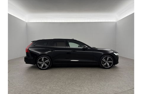 Volvo V60 2.0 T8 Twin Engine 355PK AWD R-Design Pano b/o LED 360camera Trekhaak Virtual Head-up Display Carplay Cruise Navi 19"LMV Memory-Seats Leder PDC