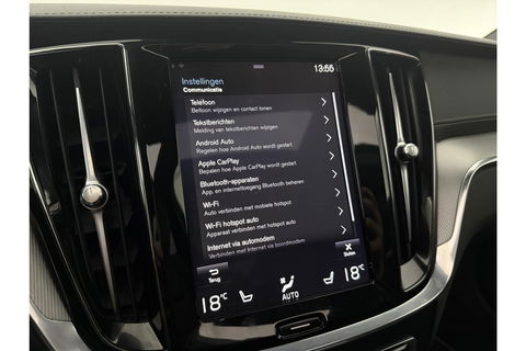 Volvo V60 2.0 T8 Twin Engine 355PK AWD R-Design Pano b/o LED 360camera Trekhaak Virtual Head-up Display Carplay Cruise Navi 19"LMV Memory-Seats Leder PDC