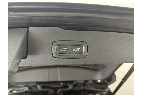 Volvo V60 2.0 T8 Twin Engine 355PK AWD R-Design Pano b/o LED 360camera Trekhaak Virtual Head-up Display Carplay Cruise Navi 19"LMV Memory-Seats Leder PDC