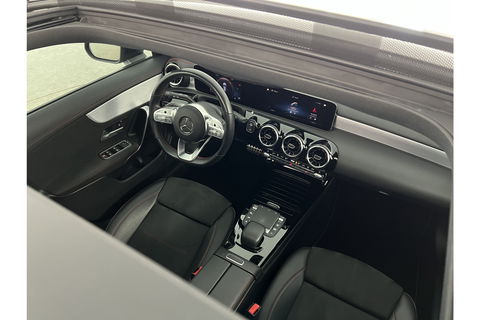 Mercedes-Benz CLA-Klasse 180 AMG Pano Camera LED Virtual Cruise Clima Navigatie 18"LMV