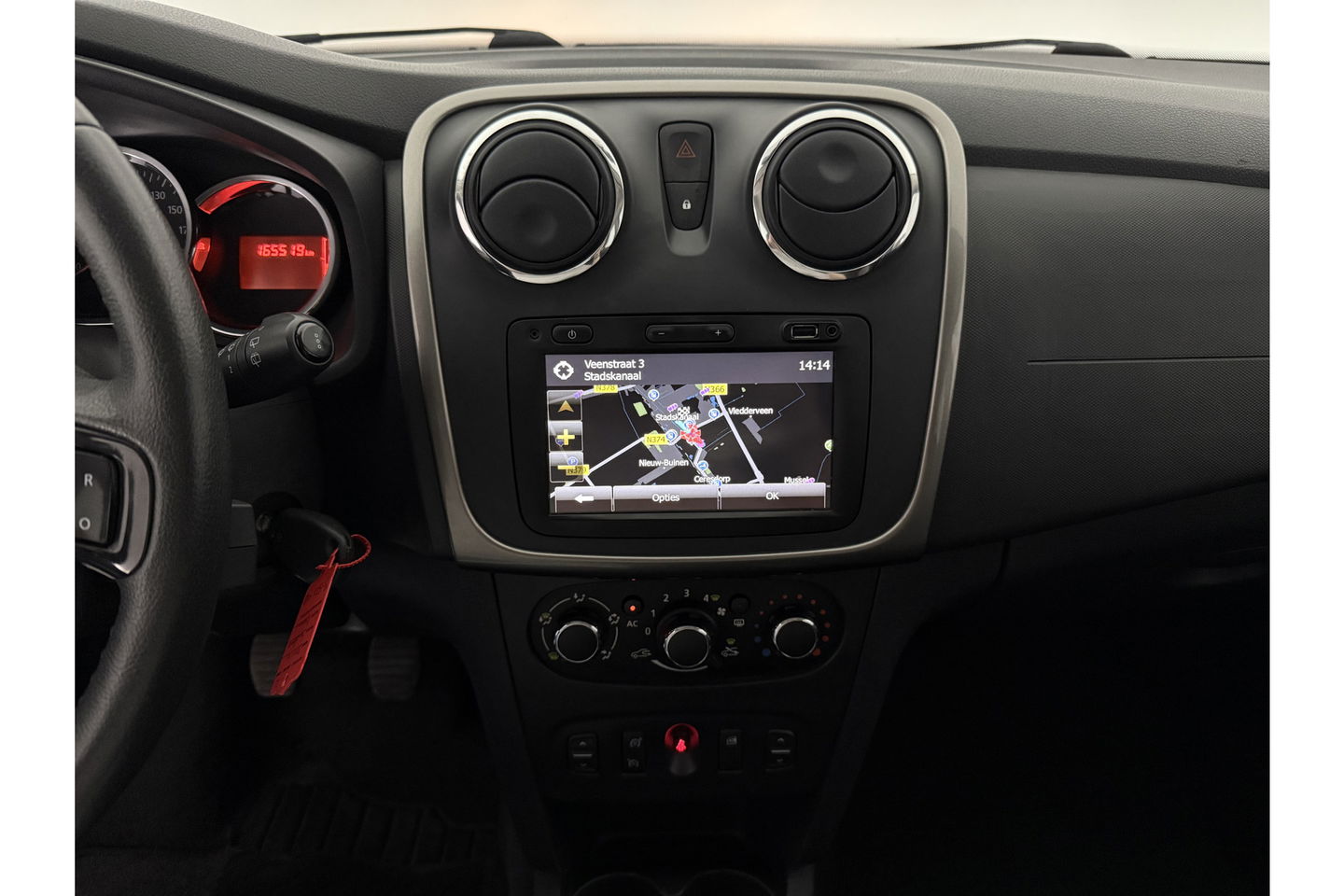 Dacia Sandero 0.9 TCe Stepway Airco Cruise Navi Trekhaak PDC Dashcam 16"LMV