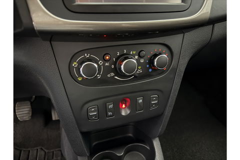 Dacia Sandero 0.9 TCe Stepway Airco Cruise Navi Trekhaak PDC Dashcam 16"LMV