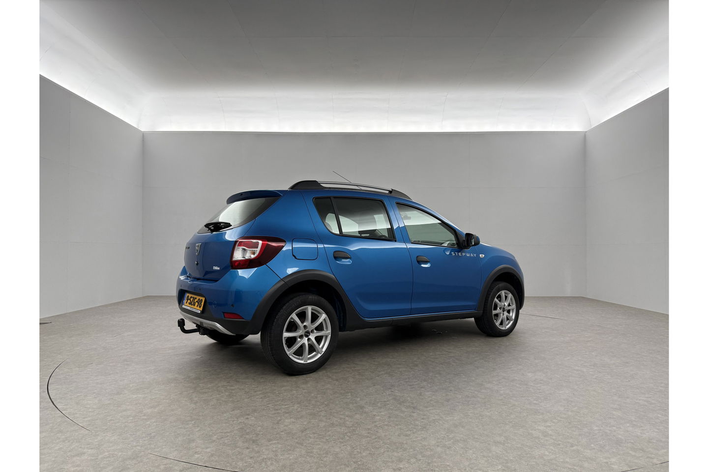 Dacia Sandero 0.9 TCe Stepway Airco Cruise Navi Trekhaak PDC Dashcam 16"LMV