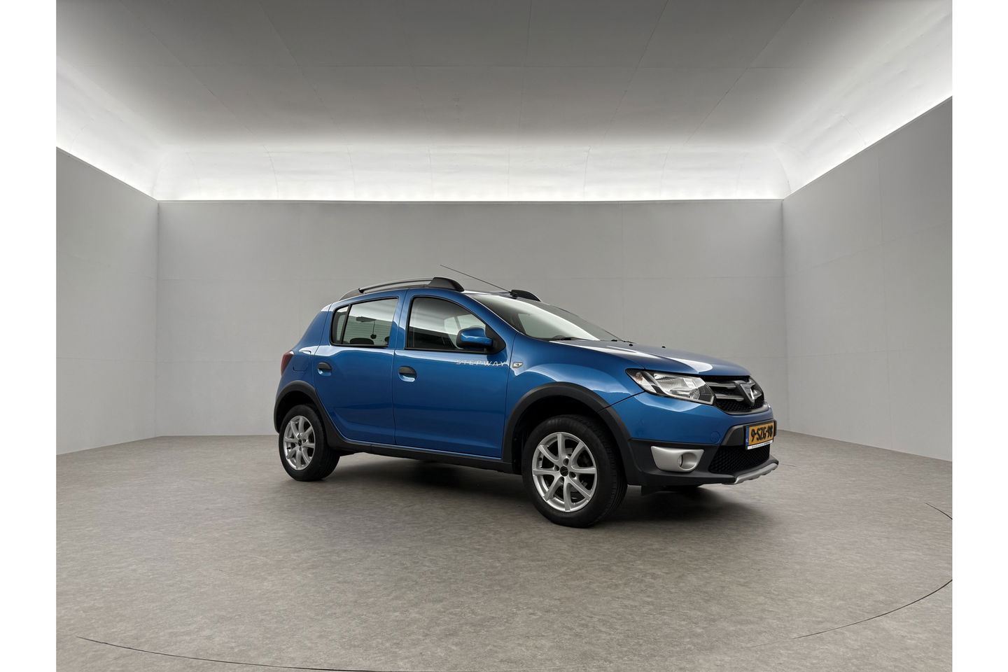 Dacia Sandero 0.9 TCe Stepway Airco Cruise Navi Trekhaak PDC Dashcam 16"LMV