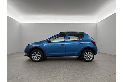 Dacia Sandero 0.9 TCe Stepway Airco Cruise Navi Trekhaak PDC Dashcam 16"LMV