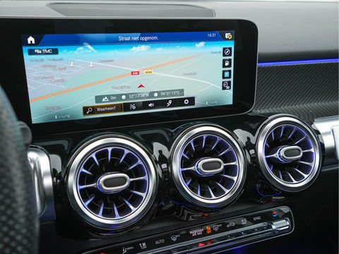 Mercedes-Benz GLB 200 Premium Plus AMG-Sport-Pack Aut. *PANO | LEATHER-MICROFIBRE | DIGI-WIDESCREEN-COCKPIT | BURMESTER-AUDIO | MULTI-BEAM-LED | MEMORY-PACK | KEYLESS | BLINDSPOT | SPORT-SEATS | DAB+ | SHIFT-PADDLES | HEATED-SEATS | ...