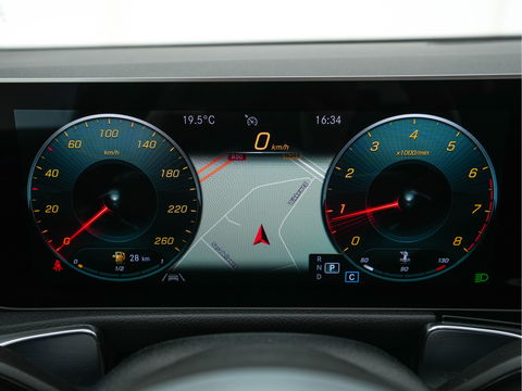 Mercedes-Benz GLB 200 Premium Plus AMG-Sport-Pack Aut. *PANO | LEATHER-MICROFIBRE | DIGI-WIDESCREEN-COCKPIT | BURMESTER-AUDIO | MULTI-BEAM-LED | MEMORY-PACK | KEYLESS | BLINDSPOT | SPORT-SEATS | DAB+ | SHIFT-PADDLES | HEATED-SEATS | ...
