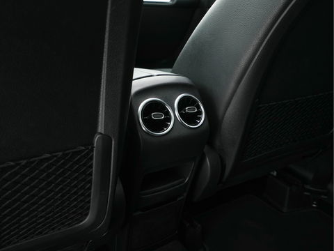 Mercedes-Benz GLB 200 Premium Plus AMG-Sport-Pack Aut. *PANO | LEATHER-MICROFIBRE | DIGI-WIDESCREEN-COCKPIT | BURMESTER-AUDIO | MULTI-BEAM-LED | MEMORY-PACK | KEYLESS | BLINDSPOT | SPORT-SEATS | DAB+ | SHIFT-PADDLES | HEATED-SEATS | ...
