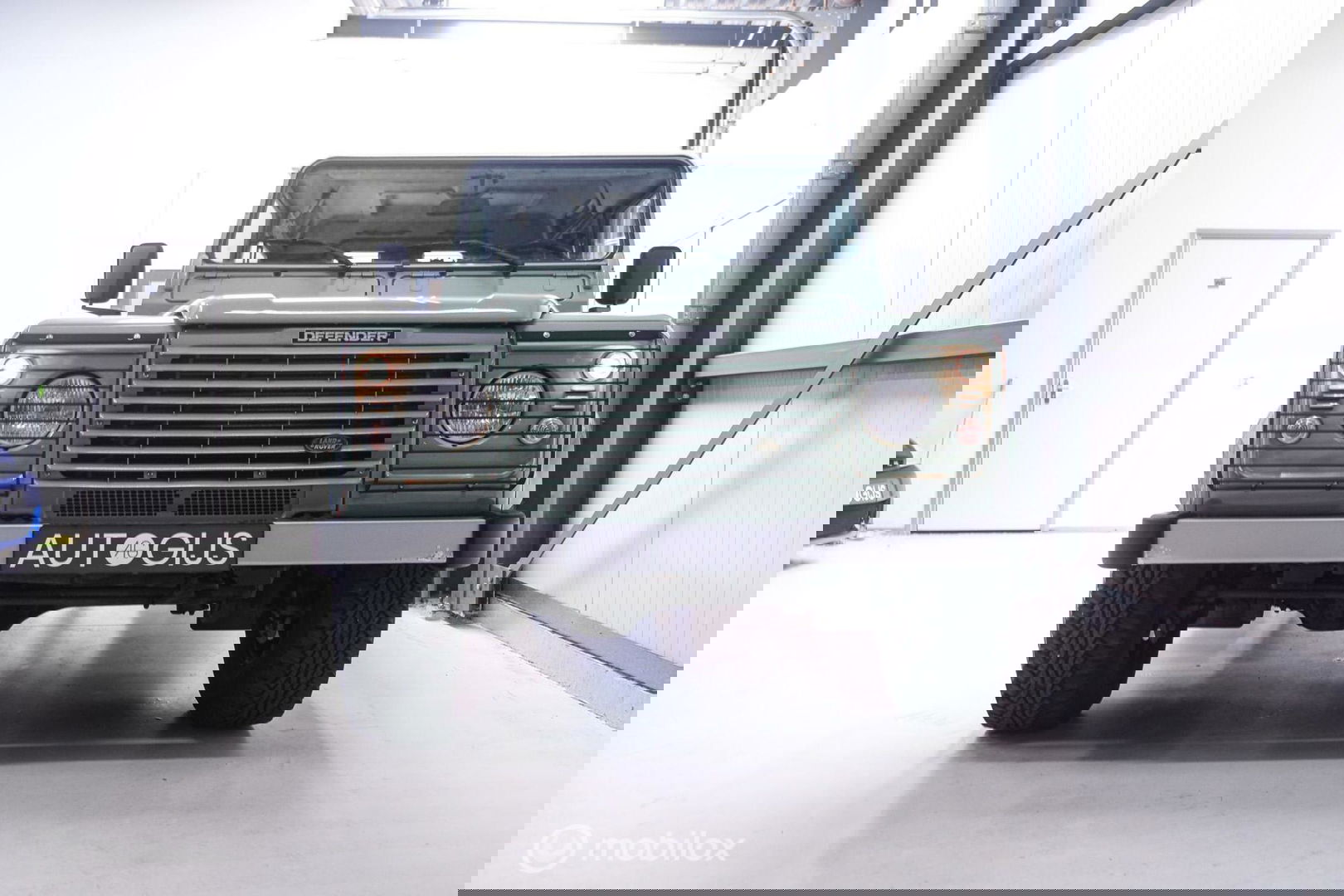 Land Rover Defender 90 2.5 Td5 | HUE 166 | Grasmere Green | Heritage | NL auto NAP | 2e eigenaar | A-Z onderhouden | Unieke auto |