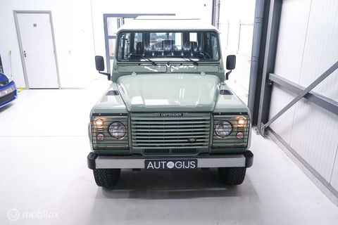 Land Rover Defender 90 2.5 Td5 | HUE 166 | Grasmere Green | Heritage | NL auto NAP | 2e eigenaar | A-Z onderhouden | Unieke auto |