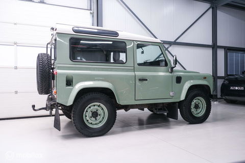Land Rover Defender 90 2.5 Td5 | HUE 166 | Grasmere Green | Heritage | NL auto NAP | 2e eigenaar | A-Z onderhouden | Unieke auto |