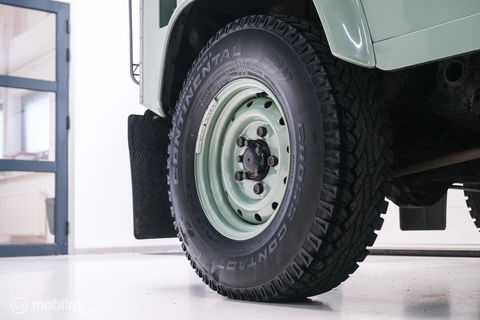 Land Rover Defender 90 2.5 Td5 | HUE 166 | Grasmere Green | Heritage | NL auto NAP | 2e eigenaar | A-Z onderhouden | Unieke auto |