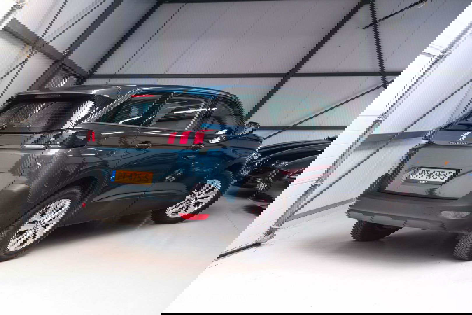Peugeot 5008 1.2 PureTech 7 persoons | Nieuwe APK + beurt | rijklaarprijs! |