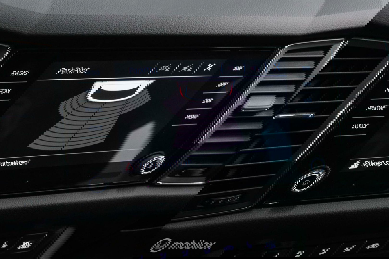 Škoda Kodiaq 1.4 TSI Style Business 7p | Adaptive | Led | NAP | Trekhaak | CarPlay | Navigatie |