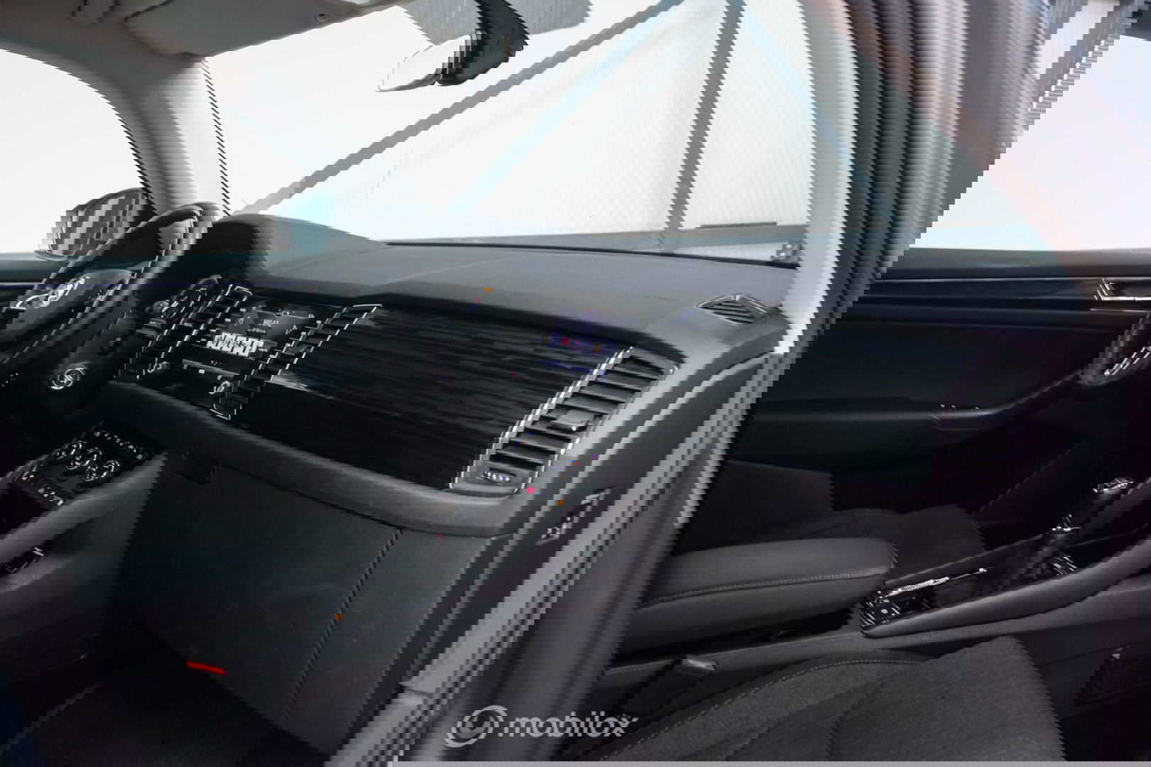Škoda Kodiaq 1.4 TSI Style Business 7p | Adaptive | Led | NAP | Trekhaak | CarPlay | Navigatie |