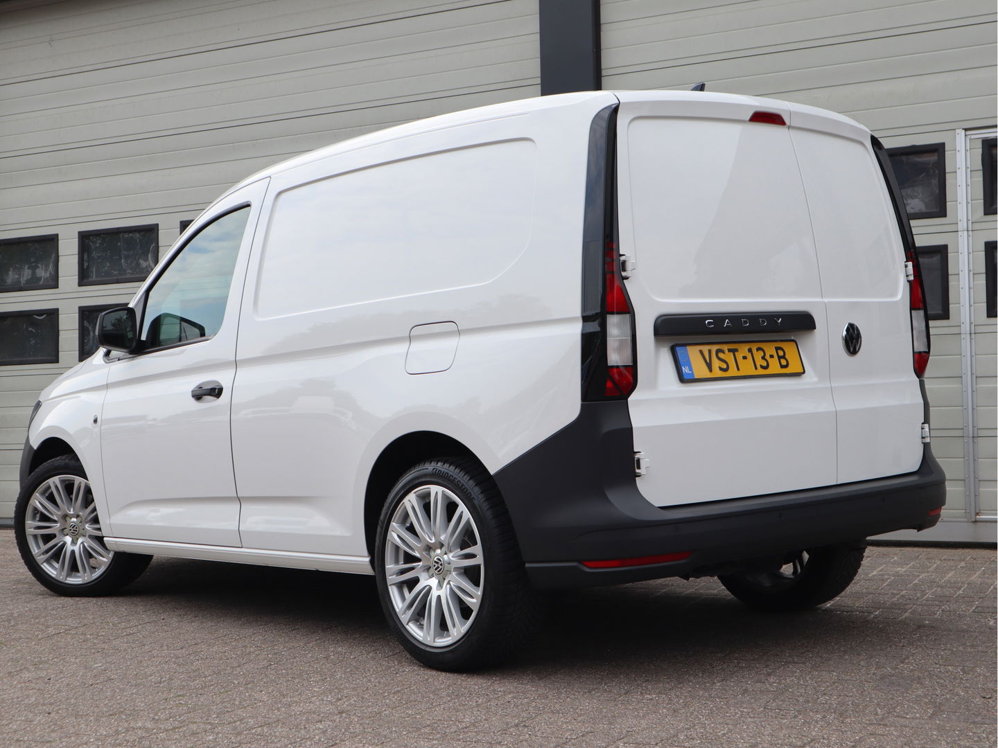 Volkswagen Caddy Cargo 2.0 TDI 123 pk Euro 6 - Apple Carplay - PDC - LM Wielen - 6 Bak