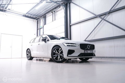 Volvo V60 2.0 T8 Recharge AWD R-Design | NL auto | DAB+ | CarPlay | Adaptive | Blis | Rijklaar |