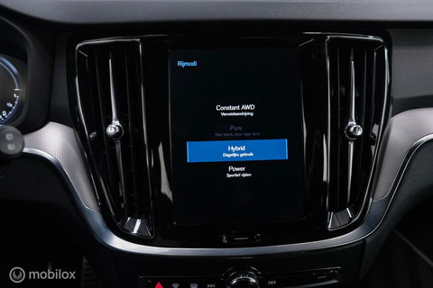 Volvo V60 2.0 T8 Recharge AWD R-Design | NL auto | DAB+ | CarPlay | Adaptive | Blis | Rijklaar |