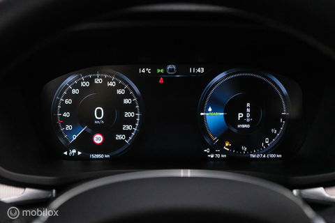 Volvo V60 2.0 T8 Recharge AWD R-Design | NL auto | DAB+ | CarPlay | Adaptive | Blis | Rijklaar |