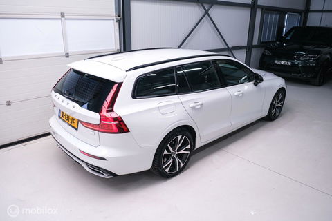 Volvo V60 2.0 T8 Recharge AWD R-Design | NL auto | DAB+ | CarPlay | Adaptive | Blis | Rijklaar |