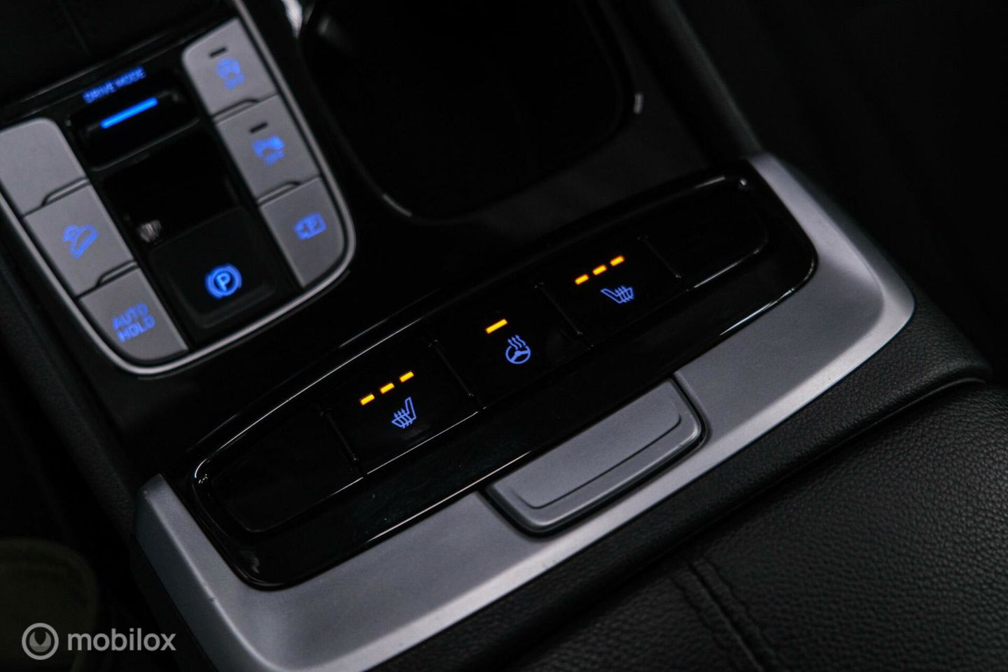 Hyundai Tucson 1.6 T-GDI MHEV Comfort Smart | Trekhaak | DAB+ | Camera | CarPlay | rijklaarprijs! |