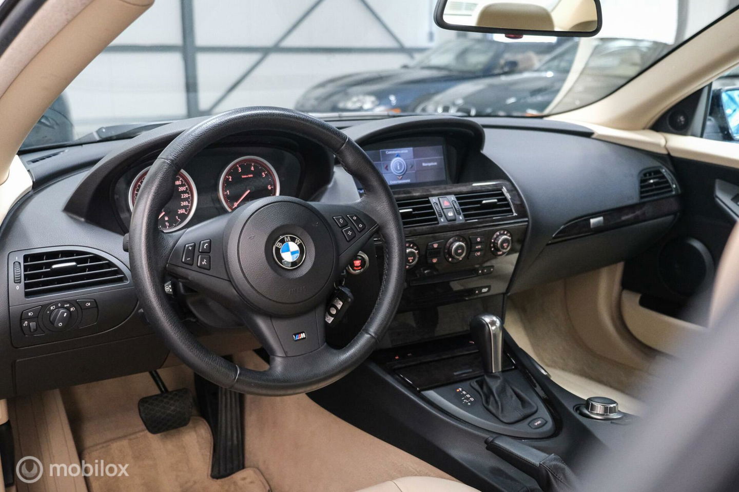 BMW 6 Serie 650i Coupe | Dealer OH | 2e eigenaar | youngtimer | Fiscaal aantrekkelijk | 368 pk |