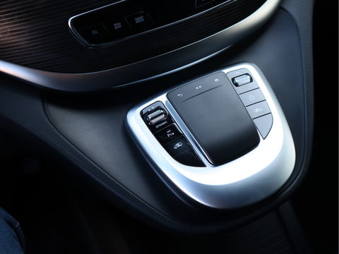Mercedes-Benz EQV 300 L3 Extra lang 90 kWh | incl.BTW | 2+3+3 = 8 Pers | NL-Auto