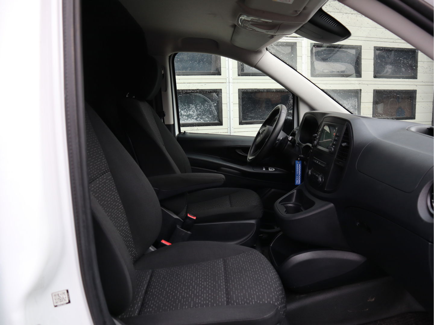 Mercedes-Benz Vito 114 CDI Automaat Euro 6 Lang L2 - Apple Carplay - Trekhaak - Navi - Cruise