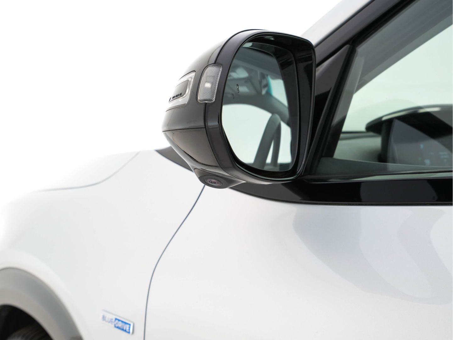 Hyundai NEXO FCEV Plus Pack [ HYDROGENIUM ] (INCL-BTW) (WATERSTOF) *PANO | NAPPA-FULL-LEATHER | NAVI-FULLMAP | ADAPT.CRUISE |  FULL-LED | KEYLESS | DAB |  KRELL-AUDIO | WIDESCREEN-COCKPIT | SURROUND-VIEW | SHIFT-PADDLES | COMFORT-SEATS