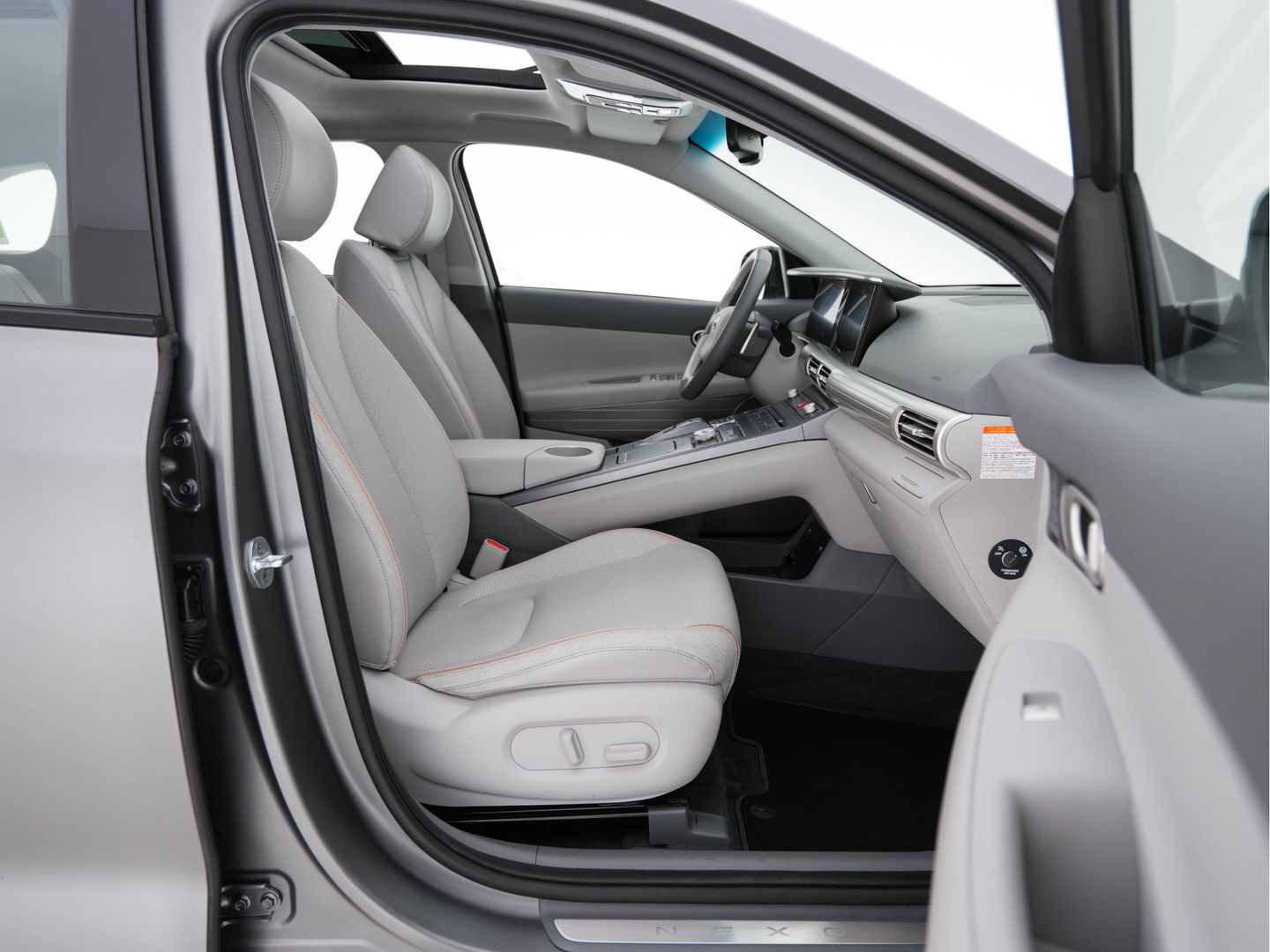 Hyundai NEXO FCEV Plus Pack [ HYDROGENIUM ] (INCL-BTW) (WATERSTOF) *PANO | NAPPA-FULL-LEATHER | NAVI-FULLMAP | ADAPT.CRUISE |  FULL-LED | KEYLESS | DAB |  KRELL-AUDIO | DIGI-WIDESCREEN-COCKPIT | SURROUND-VIEW | SHIFT-PADDLES | COMFORT.