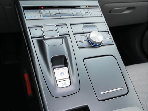 Hyundai NEXO FCEV Plus Pack [ HYDROGENIUM ] (INCL-BTW) (WATERSTOF) *PANO | NAPPA-FULL-LEATHER | NAVI-FULLMAP | ADAPT.CRUISE |  FULL-LED | KEYLESS | DAB |  KRELL-AUDIO | DIGI-WIDESCREEN-COCKPIT | SURROUND-VIEW | SHIFT-PADDLES | COMFORT.