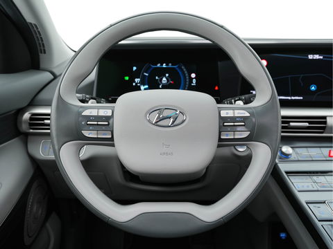 Hyundai NEXO FCEV Plus Pack [ HYDROGENIUM ] (INCL-BTW) (WATERSTOF) *PANO | NAPPA-FULL-LEATHER | NAVI-FULLMAP | ADAPT.CRUISE |  FULL-LED | KEYLESS | DAB |  KRELL-AUDIO | DIGI-WIDESCREEN-COCKPIT | SURROUND-VIEW | SHIFT-PADDLES | COMFORT.