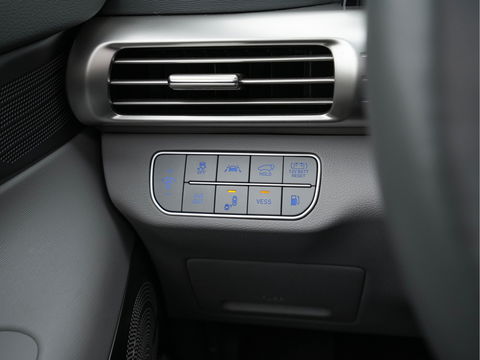 Hyundai NEXO FCEV Plus Pack [ HYDROGENIUM ] (INCL-BTW) (WATERSTOF) *PANO | NAPPA-FULL-LEATHER | NAVI-FULLMAP | ADAPT.CRUISE |  FULL-LED | KEYLESS | DAB |  KRELL-AUDIO | DIGI-WIDESCREEN-COCKPIT | SURROUND-VIEW | SHIFT-PADDLES | COMFORT.