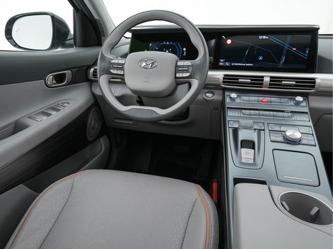 Hyundai NEXO FCEV Plus Pack [ HYDROGENIUM ] (INCL-BTW) (WATERSTOF) *PANO | NAPPA-FULL-LEATHER | NAVI-FULLMAP | ADAPT.CRUISE |  FULL-LED | KEYLESS | DAB |  KRELL-AUDIO | DIGI-WIDESCREEN-COCKPIT | SURROUND-VIEW | SHIFT-PADDLES | COMFORT.