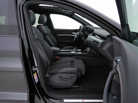 Audi e-tron 50 Quattro S-Line-Edition 71 kWh [ 3-Fase ] (INCL-BTW) *PANO | LEATHER-ALCANTARA | DIGI-COCKPIT | FULL-LED | ADAPTIVE-CRUISE | MEMORY-PACK | SPORT-SEATS | AIR-SUSPENSION | NAVI-FULLMAP | HEATED-SEATS | DAB | SHIFT-PADDLES |  21''ALU*