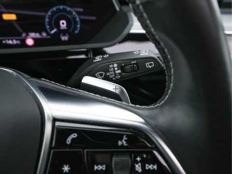 Audi e-tron 50 Quattro S-Line-Edition 71 kWh [ 3-Fase ] (INCL-BTW) *PANO | LEATHER-ALCANTARA | DIGI-COCKPIT | FULL-LED | ADAPTIVE-CRUISE | MEMORY-PACK | SPORT-SEATS | AIR-SUSPENSION | NAVI-FULLMAP | HEATED-SEATS | DAB | SHIFT-PADDLES |  21''ALU*