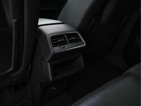 Audi e-tron 50 Quattro S-Line-Edition 71 kWh [ 3-Fase ] (INCL-BTW) *PANO | LEATHER-ALCANTARA | DIGI-COCKPIT | FULL-LED | ADAPTIVE-CRUISE | MEMORY-PACK | SPORT-SEATS | AIR-SUSPENSION | NAVI-FULLMAP | HEATED-SEATS | DAB | SHIFT-PADDLES |  21''ALU*