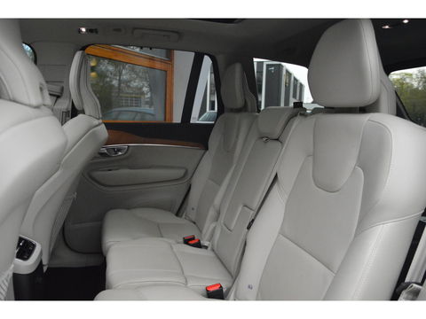 Volvo XC90 T8 Long Range Hybride AWD Inscription | Trekhaak 2400KG | Pilot-Assist | Camera | Panoramadak | Stoel+Stuur Verwarmd |
